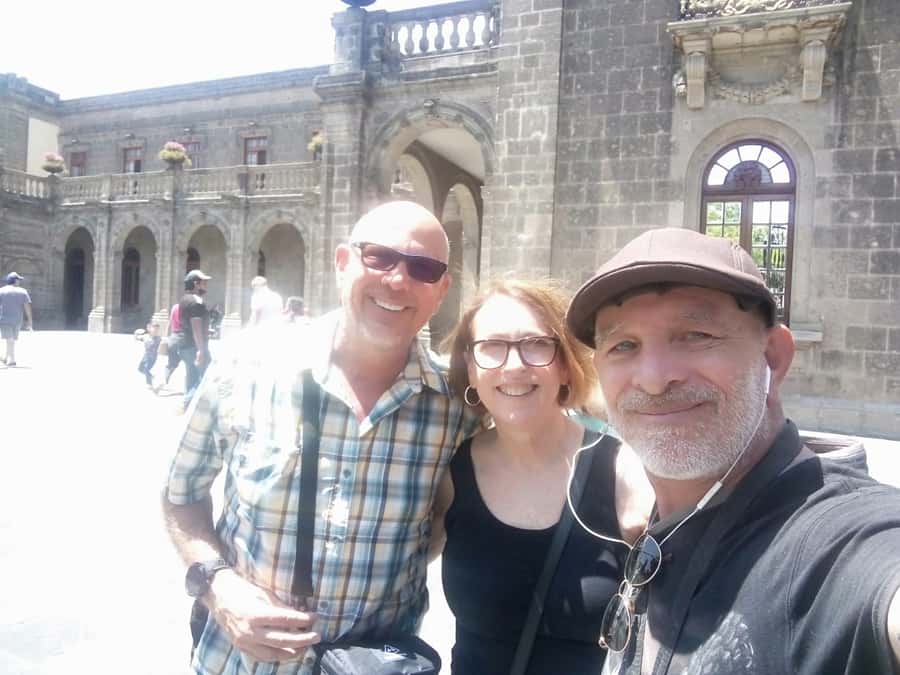 Chapultepec Castle & Anthropology Museum Prívate Tour - La Puerta de los Leones to Chapultepec Castle, the uphill reality check