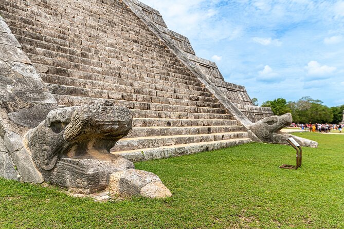 Chichén Itzá Ancestral Tour from Cancún with Cenote - Lunch, Drinks, and Comfort on a Long Day