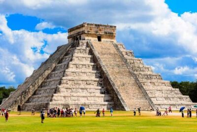 Chichen Itza, Cenote, and Valladolid Tour