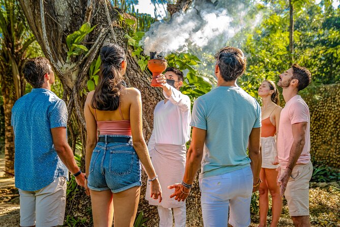 Chichén Itzá Guided Tour with Cenote & Buffet at Valladolid - Valladolid Lunch at La Casona: The Food Stop That Feels Like a Break