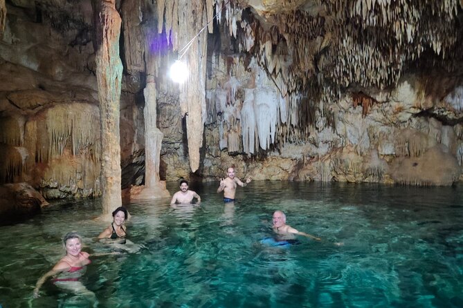 Chichen Itza, Private Cenote/Food Experience & the magic Izamal - The drive to the private cenote: what makes this stop different