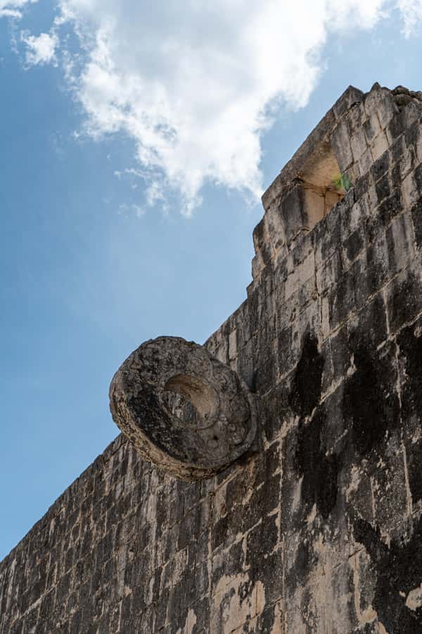 Chichén Itzá: Tour with an Expert Guide - Language options and who this tour fits best