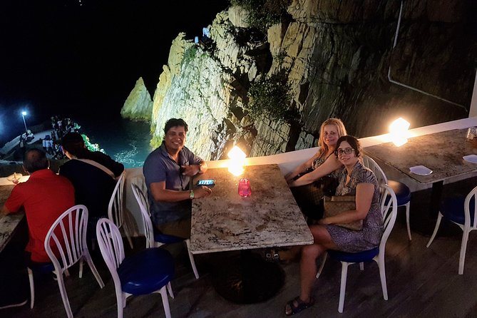Cliff Diver De Luxe with Different Options at "La Quebrada" - Drinks-only, dinner-only, or the full package