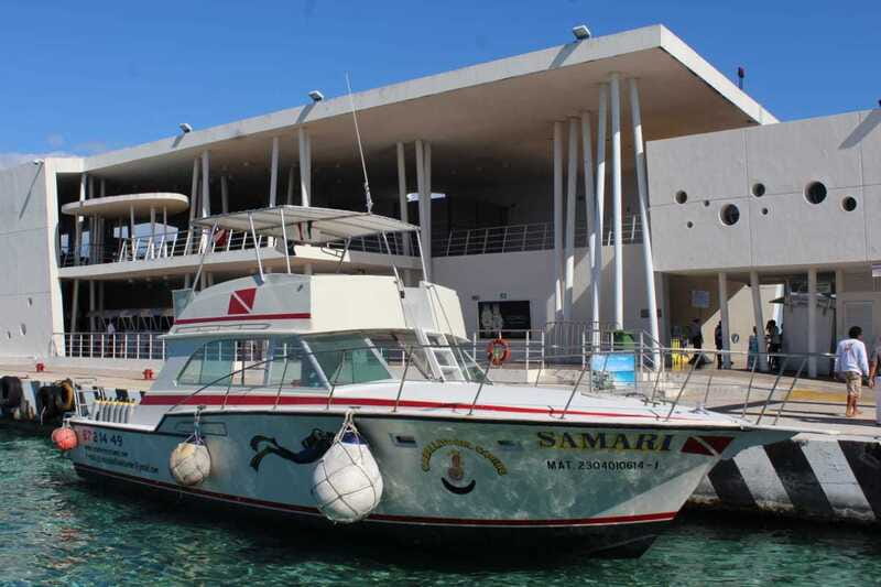 Cozumel: El Cielo & Palancar Snorkel with Open Bar & Ceviche - Getting on Barco Pirata at the ferry pier