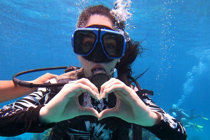 Cozumel Scuba Dive at Chankanaab - Small Group Size: Why Max 10 Feels Better in Real Life