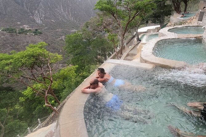 Early & Express Tolantongo Hot Springs - Stop 1 at 8:00 am: first access to the pools and park energy