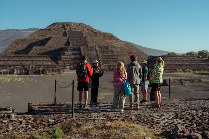 Early & Express Tour Teotihuacan Pyramids - Hotel pickup and the one-hour ride out of Mexico City