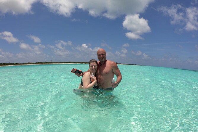 El Cielo Cozumel Snorkeling trip by Catamaran - Food and drinks onboard: good extras, but don’t assume unlimited everything