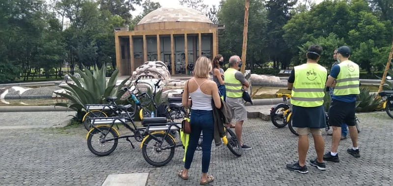 Electric Bike City Tour with a taco stop. - Meeting point at Zacatecas 3, and how the ride stays organized
