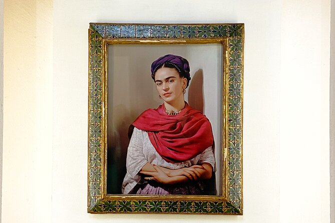 EXCLUSIVE TOUR Frida Kahlo Museum - SMALL GROUPS - Guaranteed Casa Azul entry in a small group of 8