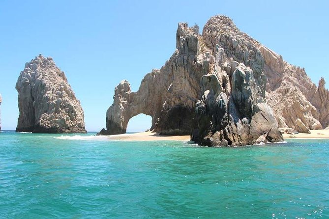 Explore Los Cabos City Tour, Glass-Bottom Boat Ride, Lunch and Shopping! - Shopping and Optional Tastings: How to Keep the Day Feeling Like Yours