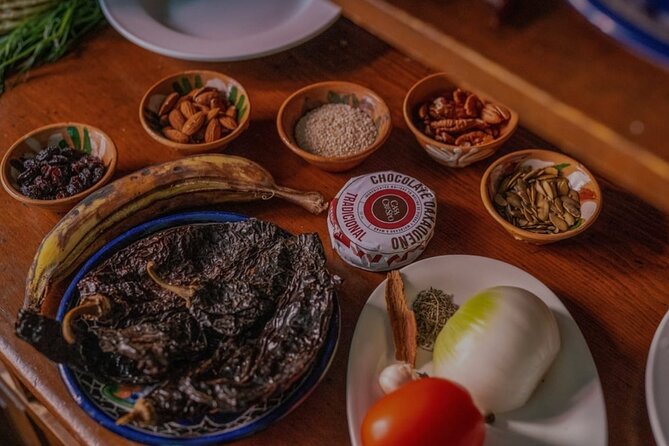 Flavors of Oaxaca: Cooking Class with No Set Menu and Local Market Tour - Casa Crespo, 10:00 am Timing, and How the 4.5 Hours Flows