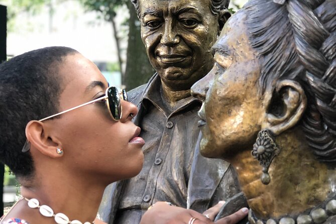 Frida Kahlo VIP [Museum Tickets Included] Walk, Markets & Churros - Coyoacán Market: tostadas, aguas frescas, fruit, and churros