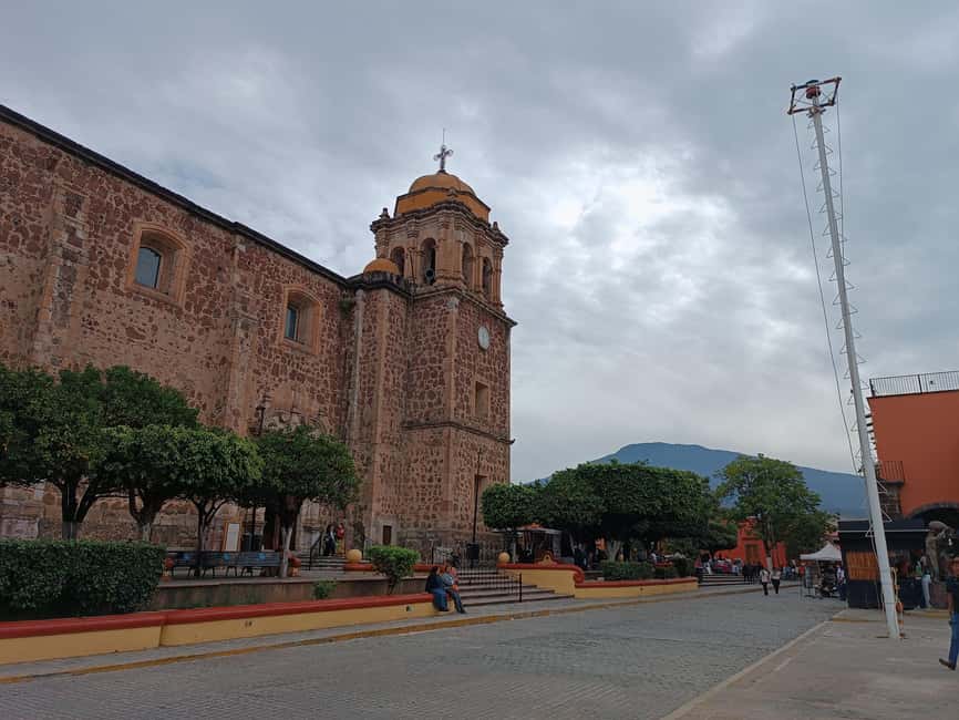 From Guadalajara: Tequila Town and Cantaritos El Guero - Pickup and ride comfort: the 9:30 to 10:45 window