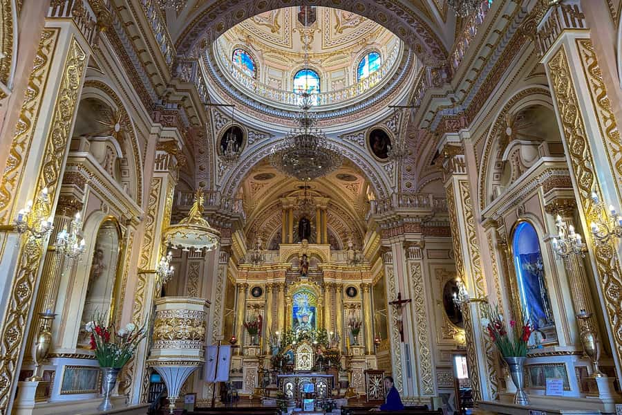 From Mexico City: Puebla, Cholula, and Tonantzintla with Optional Typical Lunch - Santa María Tonantzintla: where baroque meets Indigenous symbols