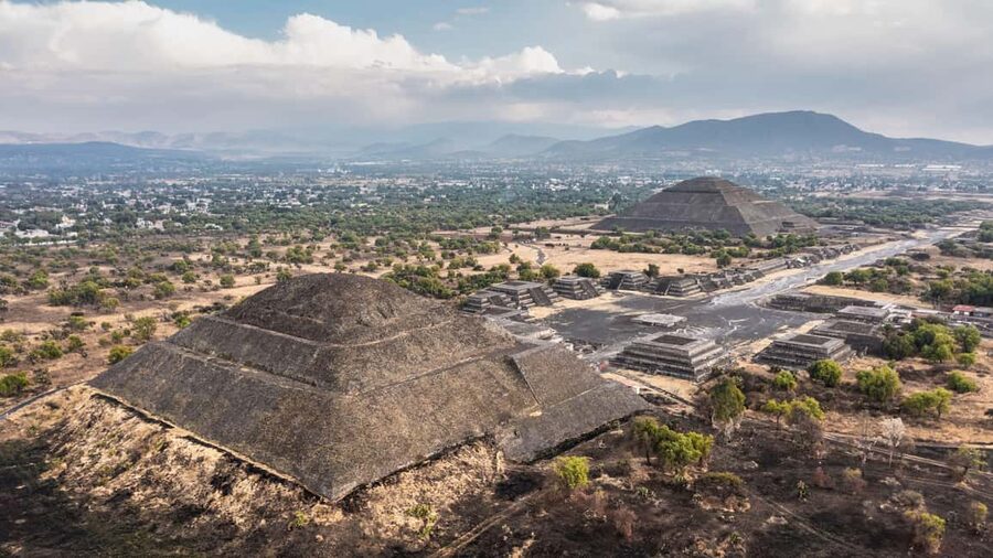 From Mexico City: Tour of Teotihuacan and Basilica of Guadalupe - Pickup in Mexico City: where the day begins and how to manage time