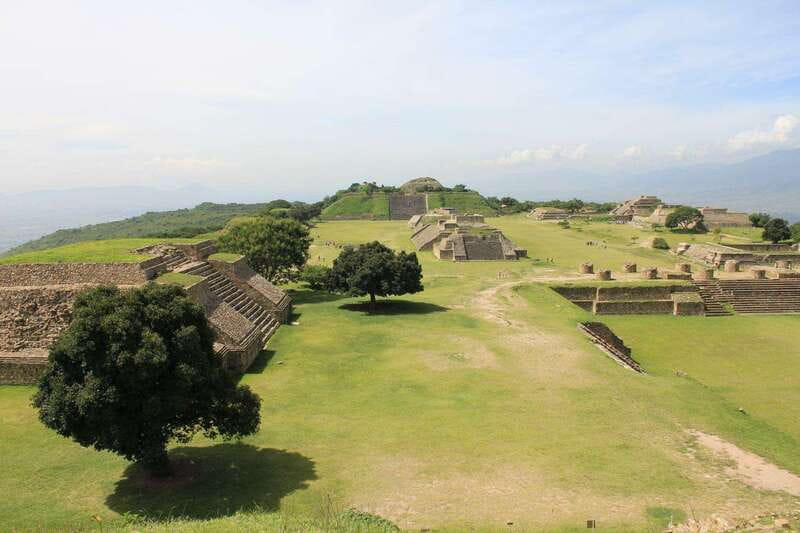 From Oaxaca: Monte Alban, Alebrijes & Black Clay Day Trip - Transportation and timing: why the day can stretch