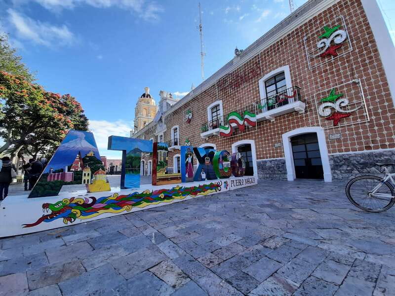 From Puebla: Cholula and Atlixco Magical Towns Tour - Atlixco at the Foot of Popocatépetl: Streets, Flowers, and Walk Time