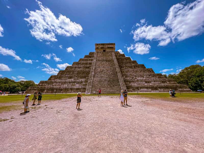 From Riviera Maya: Chichen Itza, Cenote, and Valladolid Tour - The Chichén Itzá lesson you actually remember