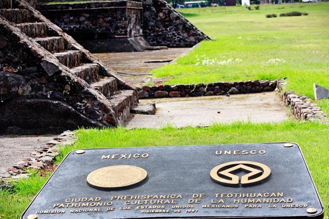 Full-Day Teotihuacan & Basilica Guadalupe Tour - Basilica de Santa Maria de Guadalupe: faith, crowds, and careful time