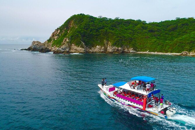Full Day Tour of the Bays of Huatulco - Huatulco by Boat: What makes this day feel special