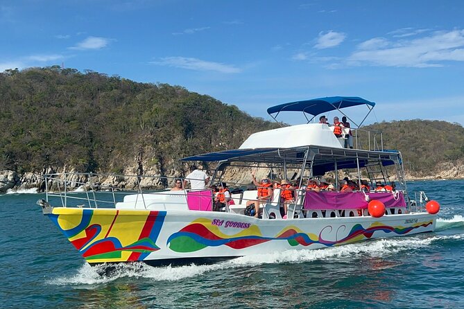 Full Day Tour of the Bays of Huatulco - Your schedule: pickup, bay time, and where lunch actually lands