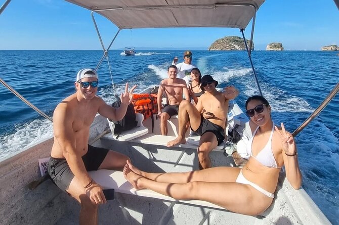 Full-Day Trail to 6 hidden Beaches, Colomitos & Snorkel - Guides matter: Diego, Juan, Victor, and Alex set the tone