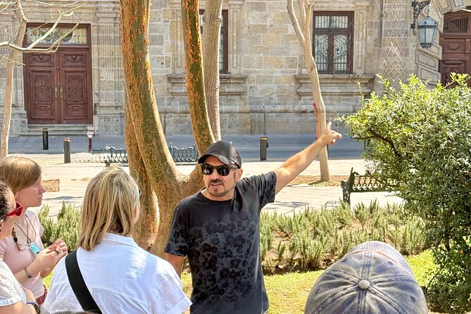 Guadalajara City Center Walking Tour - Cathedral, Theater, and Government Stops: Days That Can Change the Plan