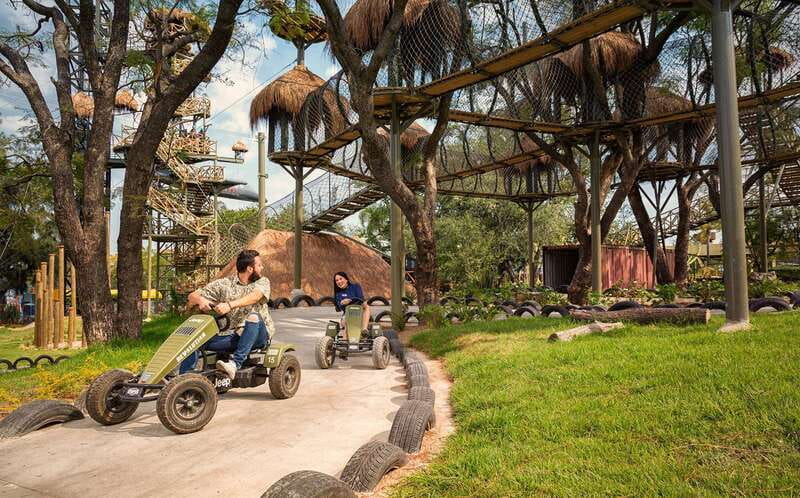 Guadalajara: Selva Magica Park with VIPPass - Icon rides that most people keep talking about, Aladdin and the Bullet