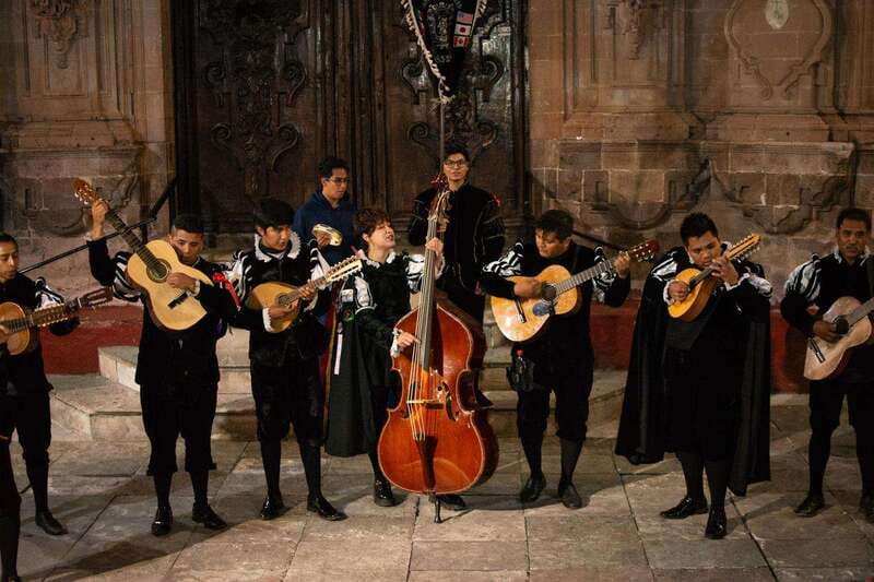 Guanajuato: Night Walk with the Estudiantina - A Callejoneada at Night: Why the Estudiantina Tour Works in Guanajuato