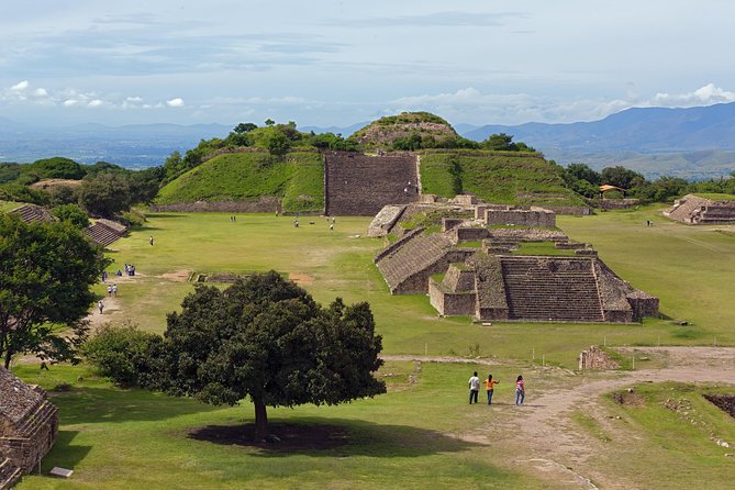 Half day tour to Monte Albán - Monte Albán From Oaxaca City, Why This Ruins Stop Works