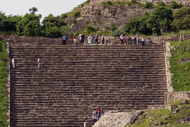 Half day tour to Monte Albán - Stop 1, Oaxaca to Monte Albán: Getting Oriented Without Wasting Time