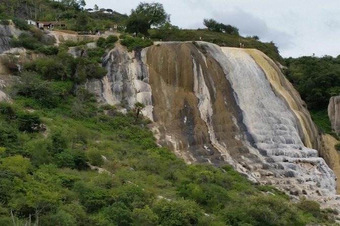 Hierve el Agua Early Tour with Pickup + smoke-kitchen - Who should book this tour, and who might want to compare