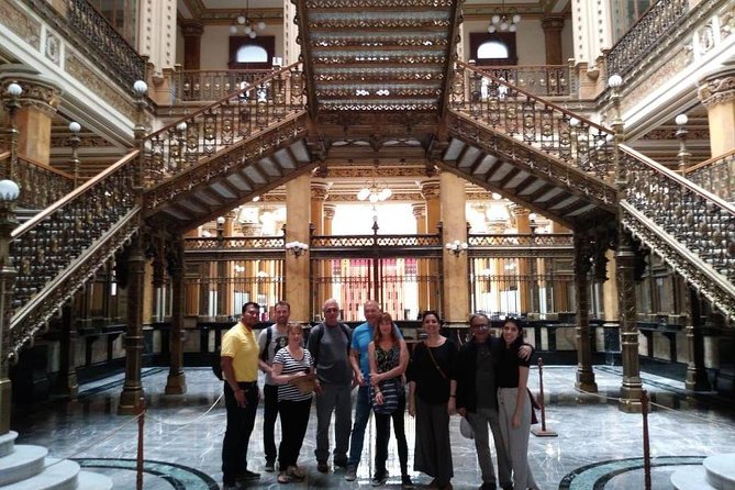 Historic Downtown Walking Tour - Stop 1: Zócalo, Mexico City’s main square (about 15 minutes)