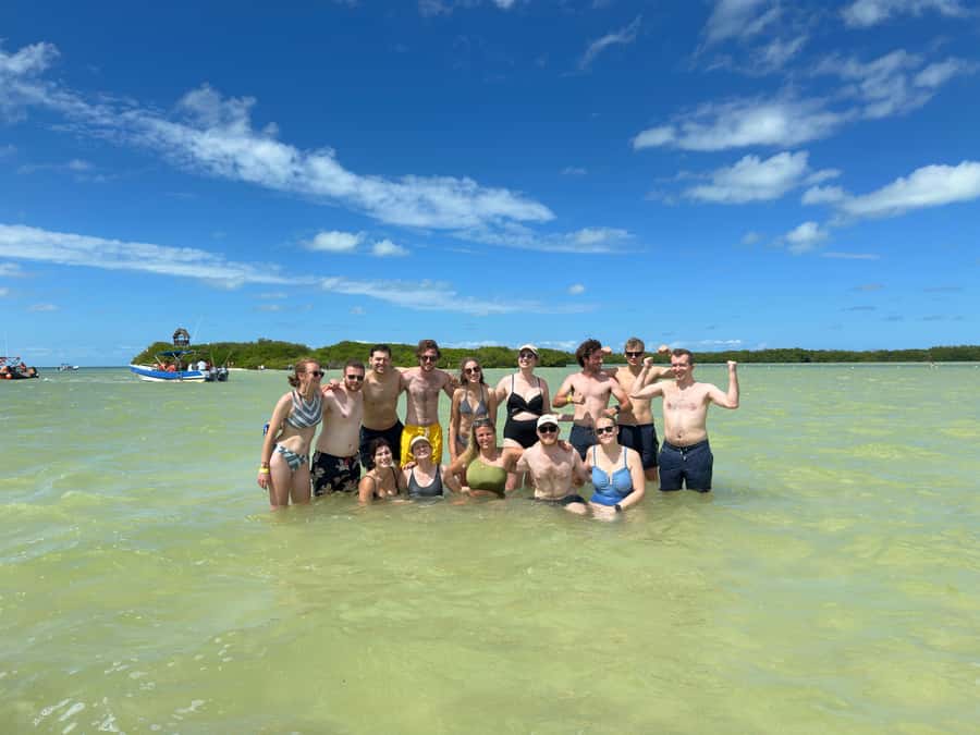 Holbox: Punta Mosquitos, Yalahau, & Pasión Island Boat Tour - Timing and the Isla Holbox Hop-On Hop-Off Stop