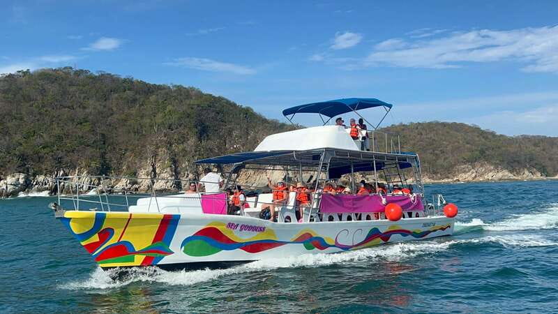 Huatulco: Bays Boat Tour with Snorkeling and Hotel Pickup - Key Highlights You Should Care About