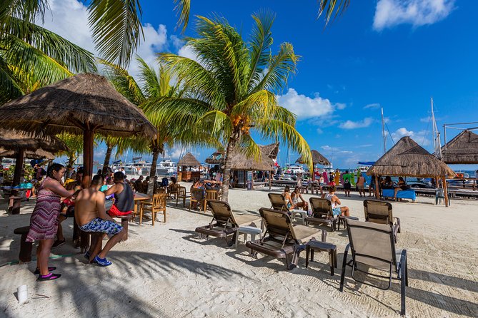 Isla Mujeres Catamaran, Open Bar & Optional Buffet and pick up - Club Playa Mexico Beach Club and Lunch: Buffet or Box Depends on Your Option