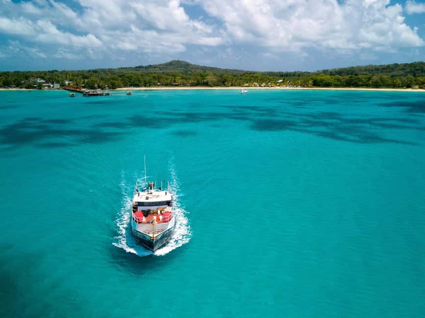 Isla Mujeres: Catamaran Ride with Open Bar, Snorkeling, and Lunch - Snorkeling at the Caribbean Reef: What 30 Minutes Really Means
