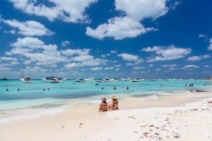 Isla Mujeres: Catamaran Ride with Open Bar, Snorkeling, and Lunch - Picking Up, Sailing Out, and Getting Your Sea Legs