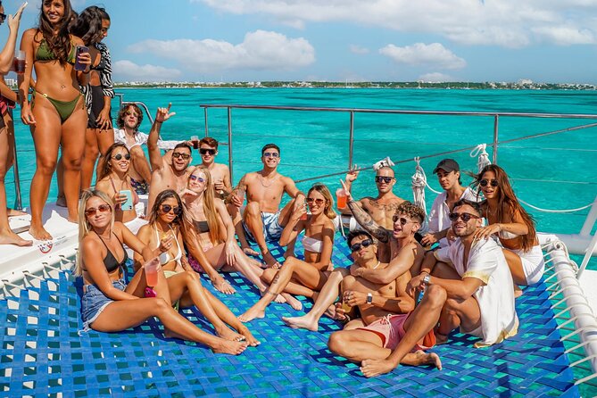 Isla Mujeres Cruise with Beach Club, Snorkel, Lunch and Open Bar - The First Water Stop: Arrecife El Meco Snorkeling That’s Usually the Main Event
