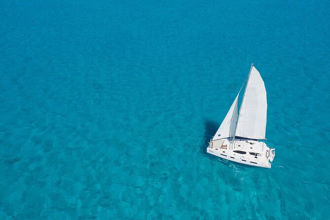 Isla Mujeres Luxury Sailing: Adults Only or Family Friendly - The Lunch + Drink Value: Why This Tour Can Beat a DIY Day