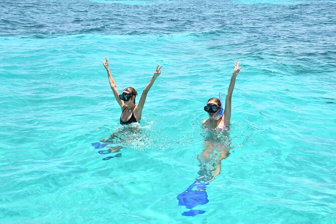 Isla Mujeres Platinum by Albatros Catamarans - Why this Cancun to Isla Mujeres catamaran day feels fun from the start