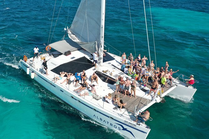 Isla Mujeres Plus by Albatros Catamarans - Included Drinks, Lunch, and the Extra Fees That Can Surprise You