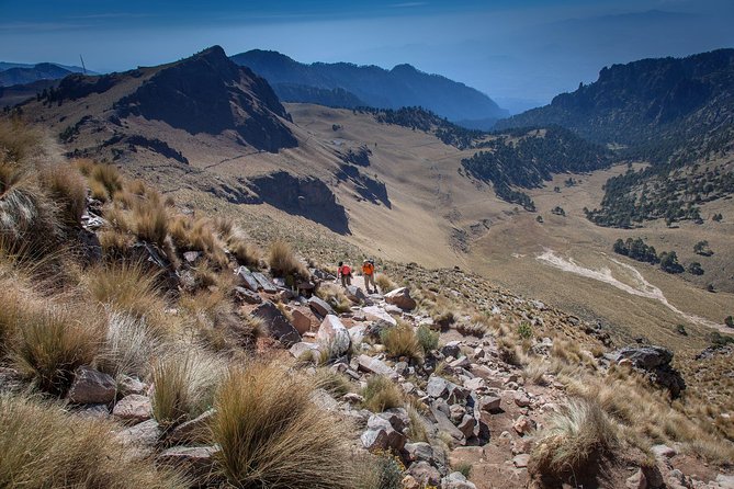 Iztaccihuatl Volcano Hike with an Alpinist - Stop 1: Iztaccihuatl and Popocatepetl National Park, From 3,990 m Up to 4,350 m
