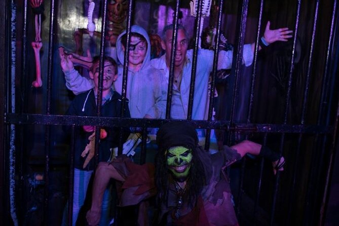 Jolly Roger Pirate Show and Dinner in Cancun - Drinks: Unlimited Open Bar, and What to Order With Confidence