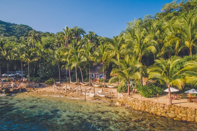 Las Caletas Beach & Adventure Park with buffet lunch and open bar - Price and what you actually get for $159