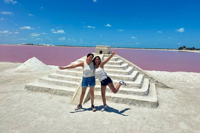 Las Coloradas, Río Lagartos and Playa Cancunito Tour from Mérida - Maleconcito Gourmet Lunch: Menu Choice, Timing, and Drink Reality