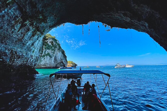 Los Arcos 5 islands Snorkeling Cliff Jumping and Hidden Beach - Pacing and Group Size: How the Tour Feels in Real Life