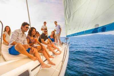Los Cabos Luxury Sunset Sail with Light Appetizers and Open Bar