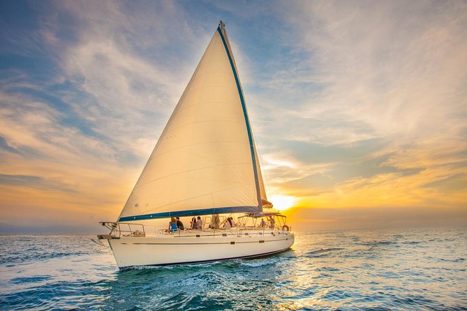 Los Cabos Luxury Sunset Sail with Light Appetizers and Open Bar - Who should book this Los Cabos sunset sail